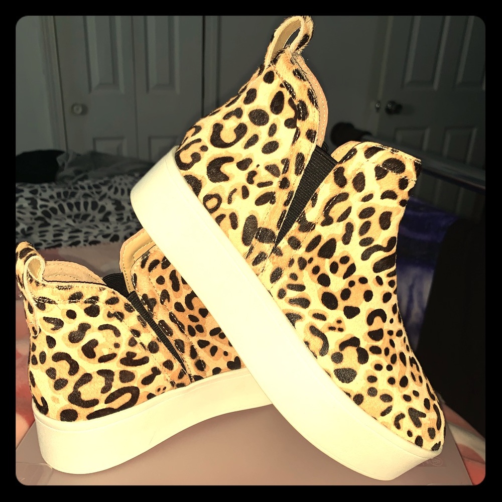 Steve Madden platform shoes